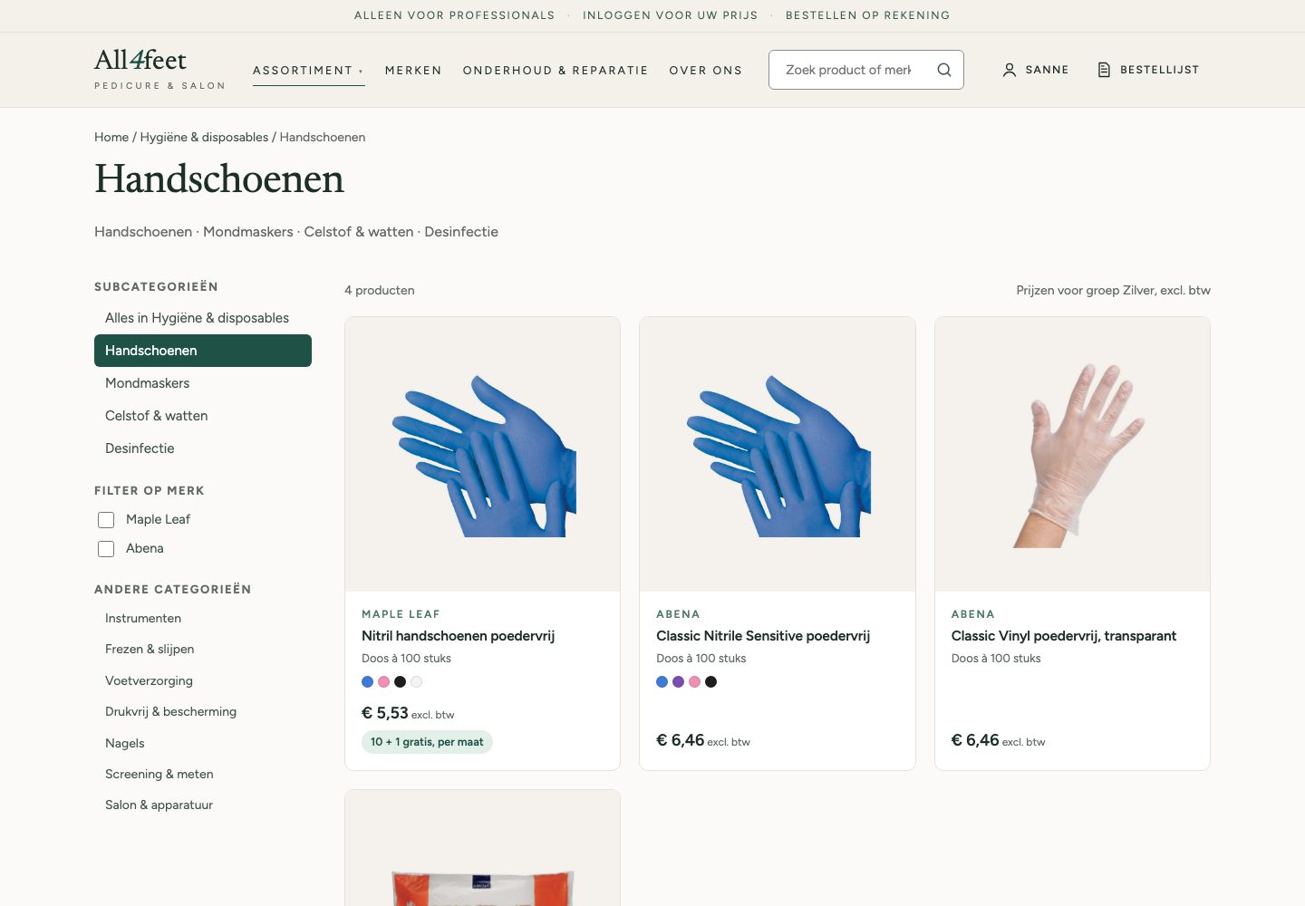 Glove category with four products and colour dots